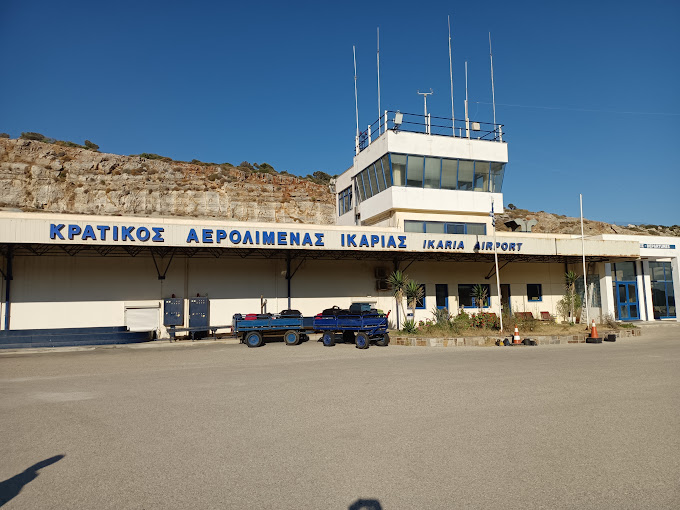 airport ikaria